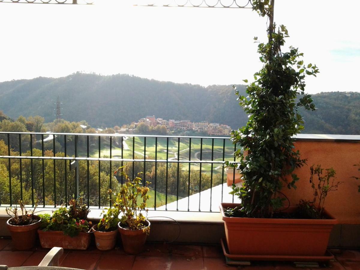 Attico Con Vista Spettacolare Cogoleto Villa Exterior photo